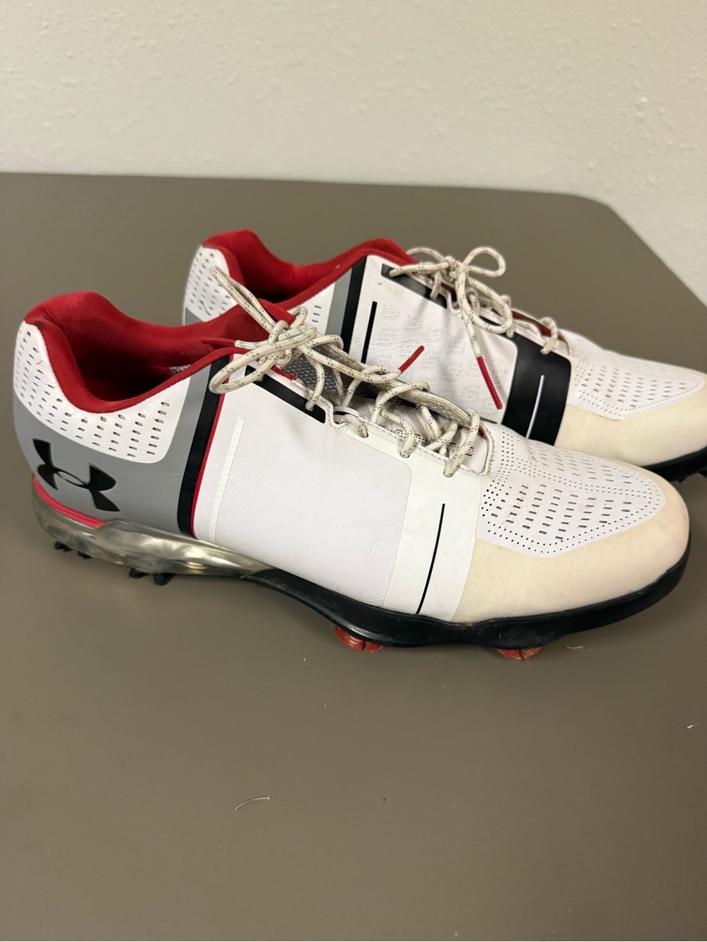 Under Armour Jordan Spieth golf shoes